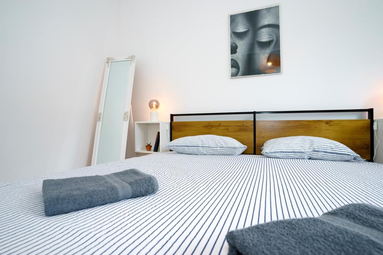 4-Star Apartments Bianco Kaštela Exteriér fotografie