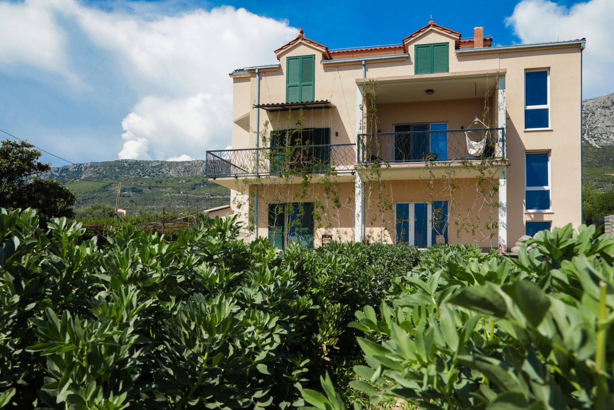 4-Star Apartments Bianco Kaštela Exteriér fotografie